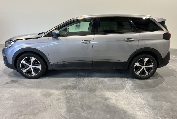 Peugeot 5008 1.2 THP 130 cv Allure 7 places / 1ère Main / Entretien full Peugeot
