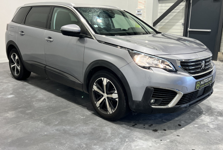 Peugeot 5008 1.2 THP 130 cv Allure 7 places / 1ère Main / Entretien full Peugeot