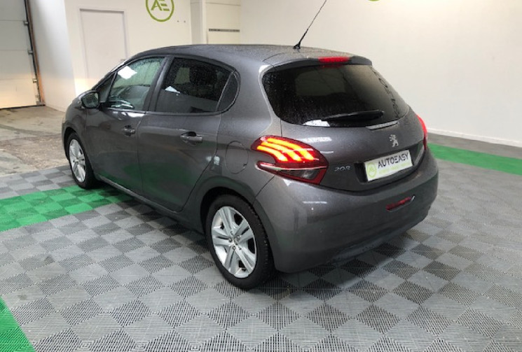 Peugeot 208 1.2  82 cv STYLE CAMERA DE RECUL