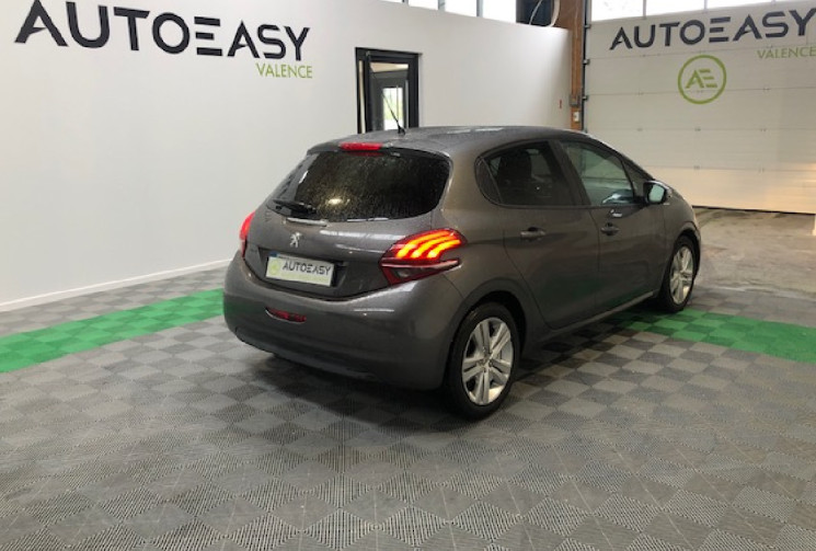 Peugeot 208 1.2  82 cv STYLE CAMERA DE RECUL