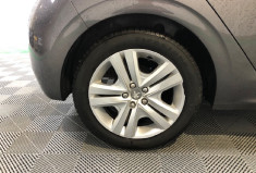 Peugeot 208 1.2  82 cv STYLE CAMERA DE RECUL