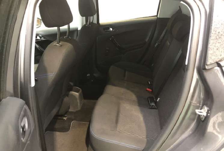 Peugeot 208 1.2  82 cv STYLE CAMERA DE RECUL