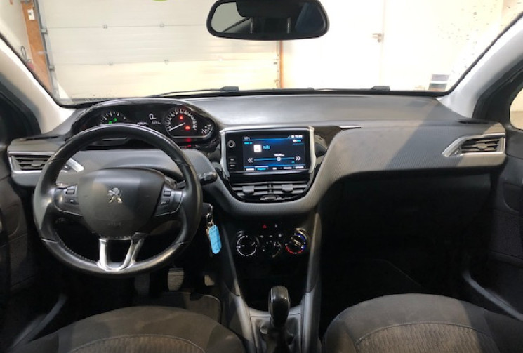Peugeot 208 1.2  82 cv STYLE CAMERA DE RECUL