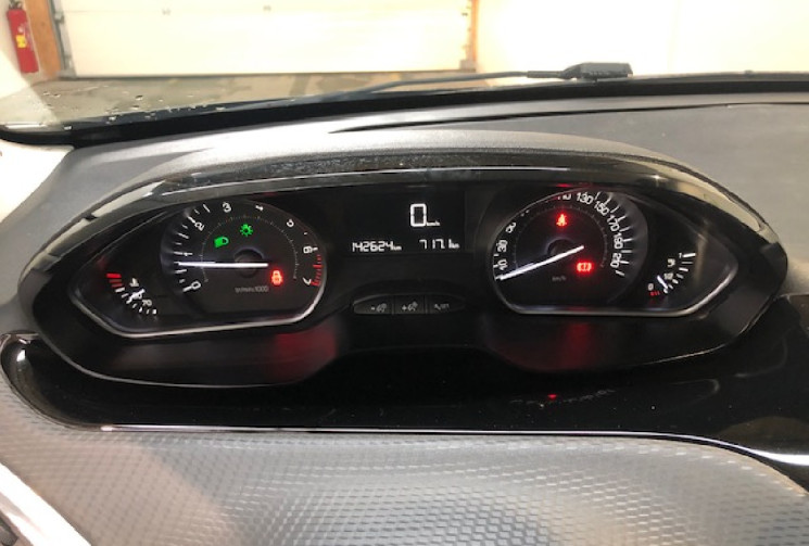 Peugeot 208 1.2  82 cv STYLE CAMERA DE RECUL