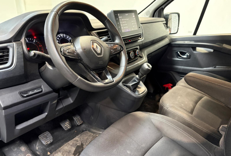 Renault Trafic FOURGON III (3) ATTELAGE L2H1 3.0T 2.0 dCi 130
