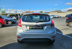 Ford Fiesta 1.4i 96 TITANIUM / TRÉS BON ÉTAT / IDÉAL JEUNE CONDUCTEUR / GARANTIE 12 MOIS