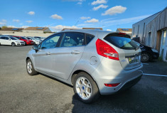 Ford Fiesta 1.4i 96 TITANIUM / TRÉS BON ÉTAT / IDÉAL JEUNE CONDUCTEUR / GARANTIE 12 MOIS