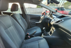Ford Fiesta 1.4i 96 TITANIUM / TRÉS BON ÉTAT / IDÉAL JEUNE CONDUCTEUR / GARANTIE 12 MOIS