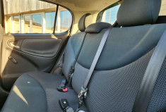 Toyota Yaris 1.4 D-4D 75 FINITION SOL /MOTEUR A CHAINE / IDEAL JEUNE CONDUCTEUR / GARANTIE 12 MOIS