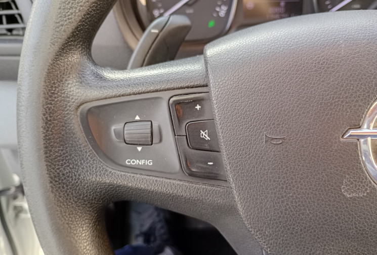 Opel VIVARO 2.0 HDI L2 CARPLAY / GPS / CAMERA / 3 PLACES / BVA