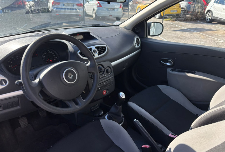 Renault Clio 3 PHASE 2 1.2 16V 75 CV 