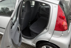 Peugeot 107  5 Portes 1.4 HDi pack clim - 1ère main