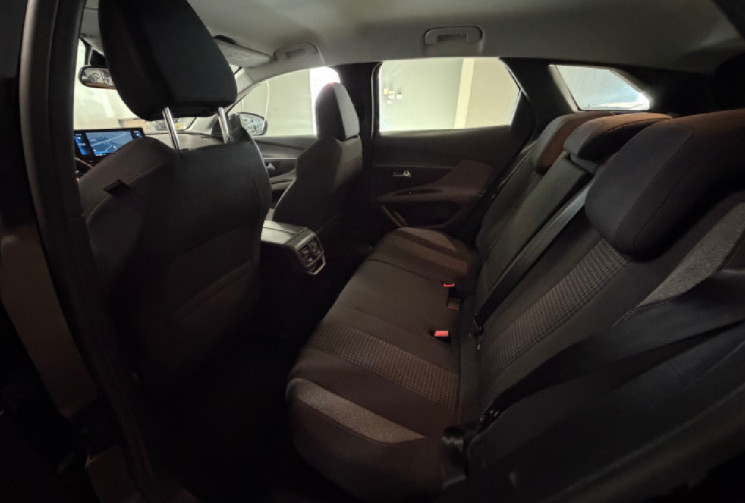 Peugeot 3008 PEUGEOT 3008 BUSINESS  BlueHDi 130ch S&S EAT8 Active Business