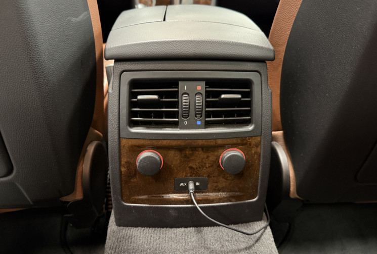 BMW Série 5 Berline 525i LUXE Boîte auto • SUIVI COMPLET • 