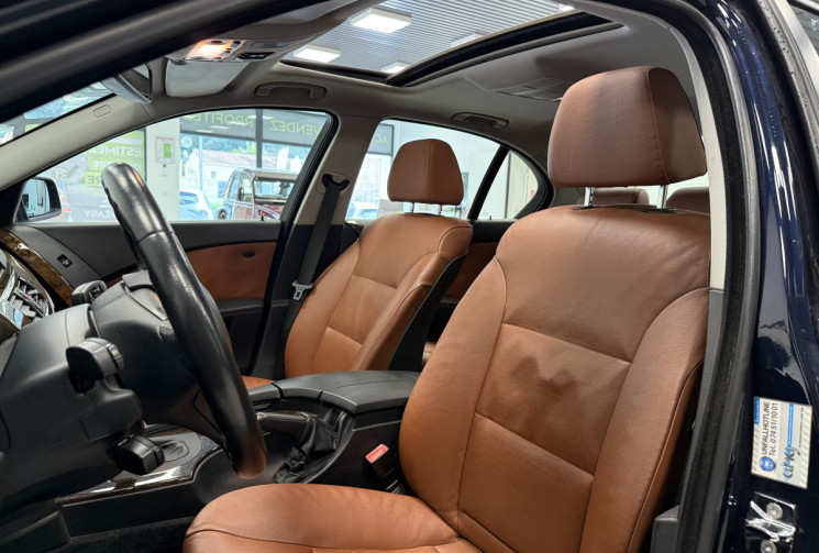 BMW Série 5 Berline 525i LUXE Boîte auto • SUIVI COMPLET • 