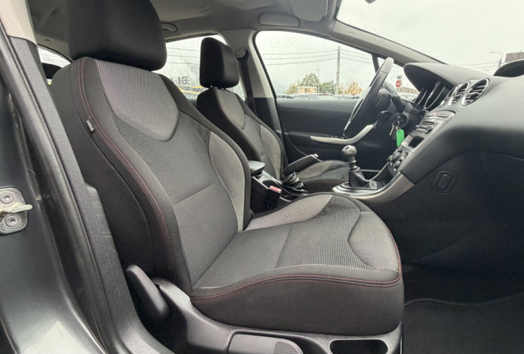 Peugeot 308 1.6 HDi 112 finition Sportium