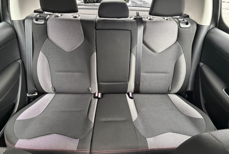 Peugeot 308 1.6 HDi 112 finition Sportium