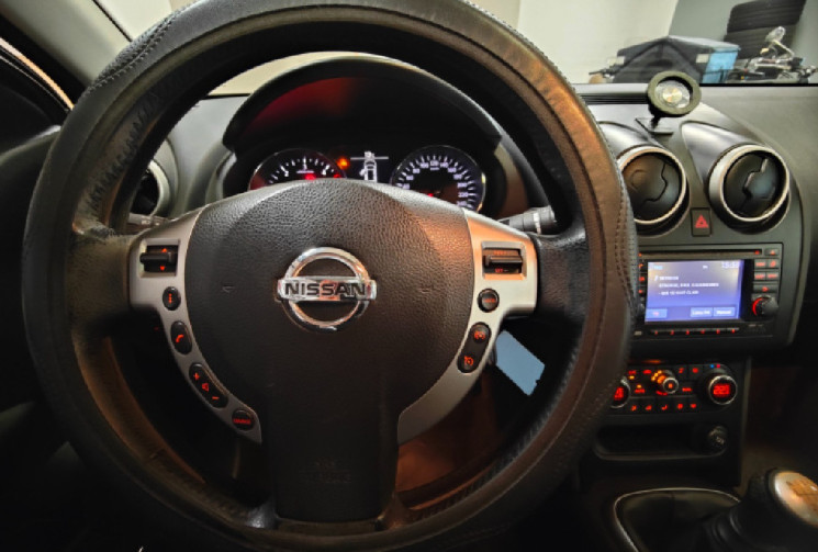 Nissan Qashqai NISSAN QASHQAI 1.5 dCi 110 FAP Connect Edition