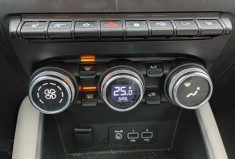 Renault Captur 1,3 TCe 16V GPF Mild Hybrid EDC7 140CV Initial Paris