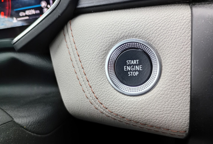 Renault Captur 1,3 TCe 16V GPF Mild Hybrid EDC7 140CV Initial Paris