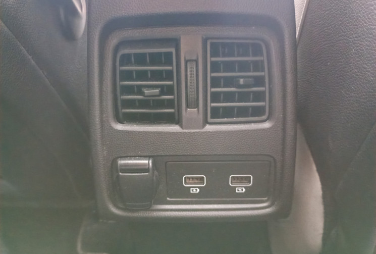 Renault Captur 1,3 TCe 16V GPF Mild Hybrid EDC7 140CV Initial Paris