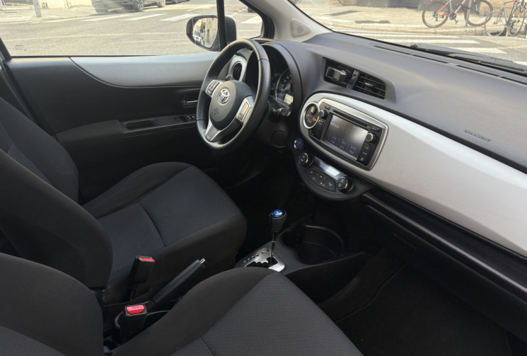 Toyota Yaris 1.5 VVTI HYBRID 100 CH DYNAMIC BOITE AUTO 1ere main