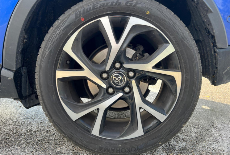 Toyota C-HR 1.8 Hybride 122h Graphic 2WD e-CVT