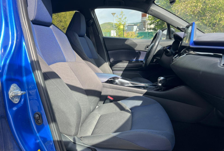 Toyota C-HR 1.8 HYBRIDE 122 GRAPHIC