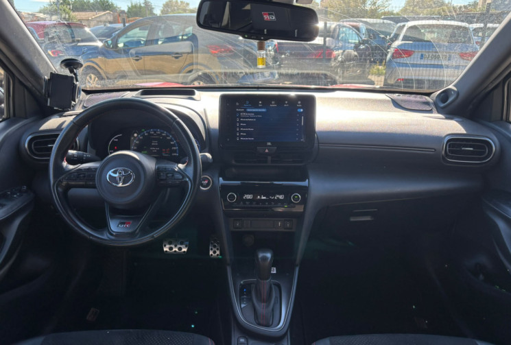 Toyota Yaris Cross GR line 1.6 116ch Hybride / 2024 / GARANTIE TOYATA 