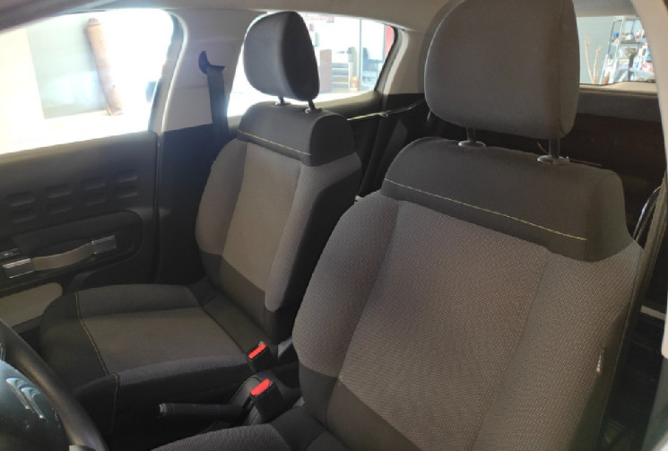 Citroën C3 CITROEN C3  SOCIETE PURE TECH 82 S&S FEEL NAV berline