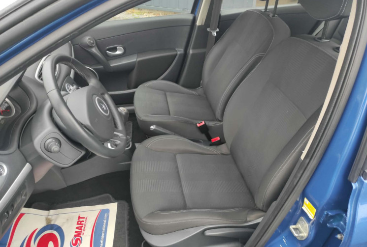 Renault Clio III 1.2 16V 75 CH DYNAMIQUE CLIM AUTO TBE CT OK 