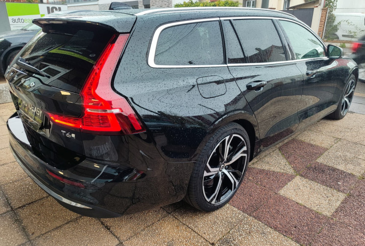 Volvo V60  II Phase 2 T6 2.0 Ti 16V 350 ULTRA STYLE CHROME AWD Geartronic8 253 cv 