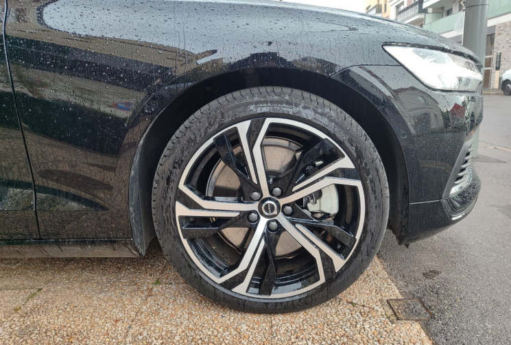 Volvo V60  II Phase 2 T6 2.0 Ti 16V 350 ULTRA STYLE CHROME AWD Geartronic8 253 cv 