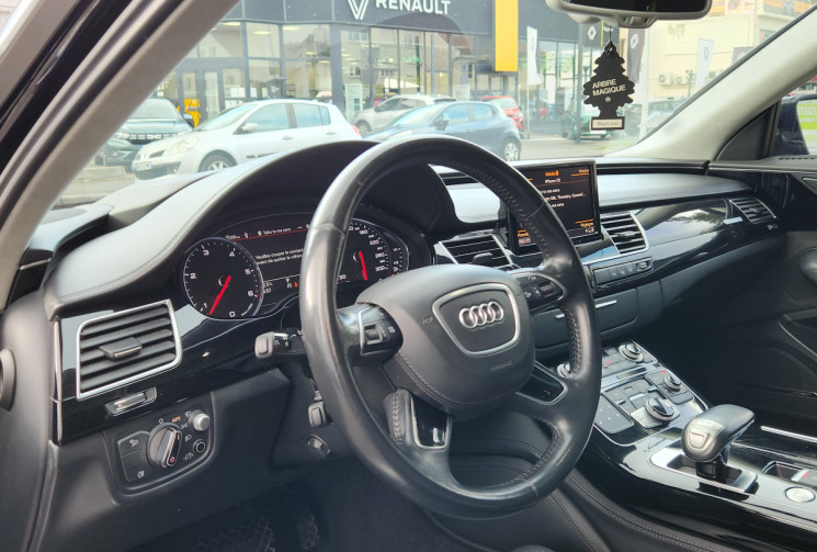 Audi A8  3.0 V6 TDI 262 ch clean diesel