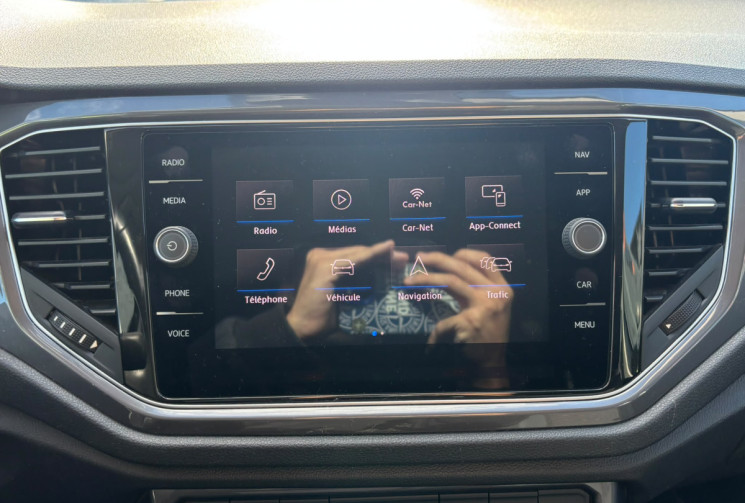 Volkswagen T-Roc 1.0 TSI 115 IQ DRIVE  / APPLE CAR PLAY / SUIVI OK / GARANTIE 