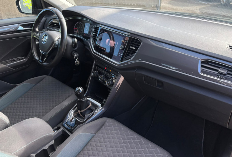 Volkswagen T-Roc 1.0 TSI 115 IQ DRIVE  / APPLE CAR PLAY / SUIVI OK / GARANTIE 