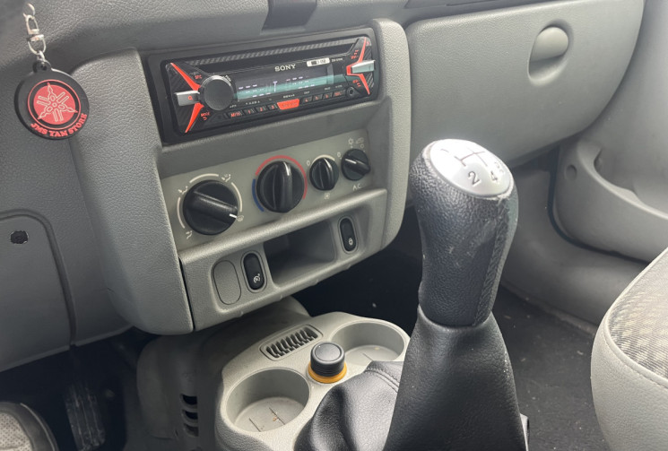 Renault Kangoo I Break Phase 2 1.5 dCi 85 cv / KIT DISTRI NEUF + 2 PNEUS + REVISION COMPLETE