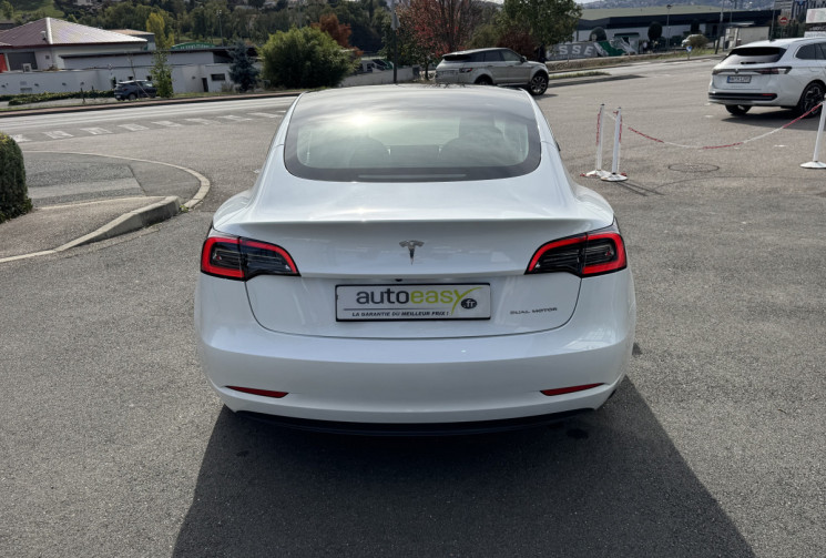 Tesla Model 3 Long Range Dual Motor 1er main