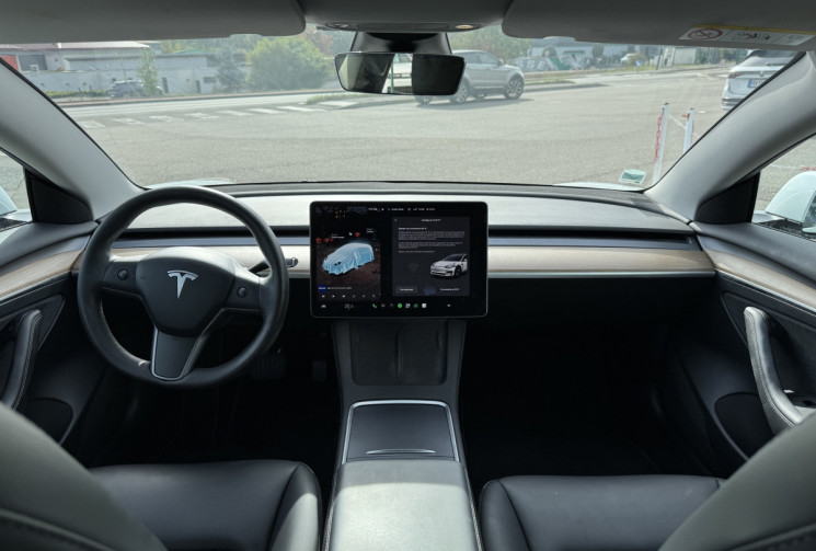 Tesla Model 3 Long Range Dual Motor 1er main
