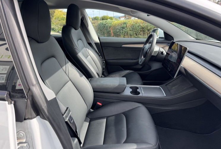 Tesla Model 3 Long Range Dual Motor 1er main