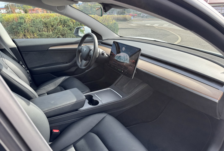 Tesla Model 3 Long Range Dual Motor 1er main