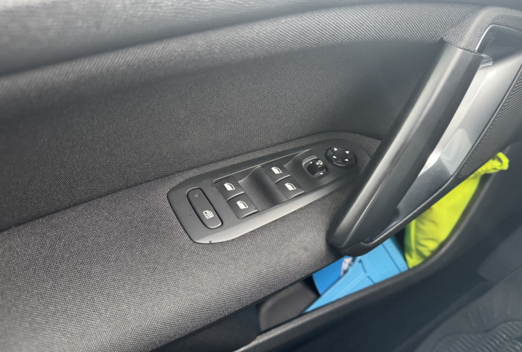 Peugeot 308 Phase II 1.5 BlueHDi EAT8 130 cv ACTIVE BUSINESS