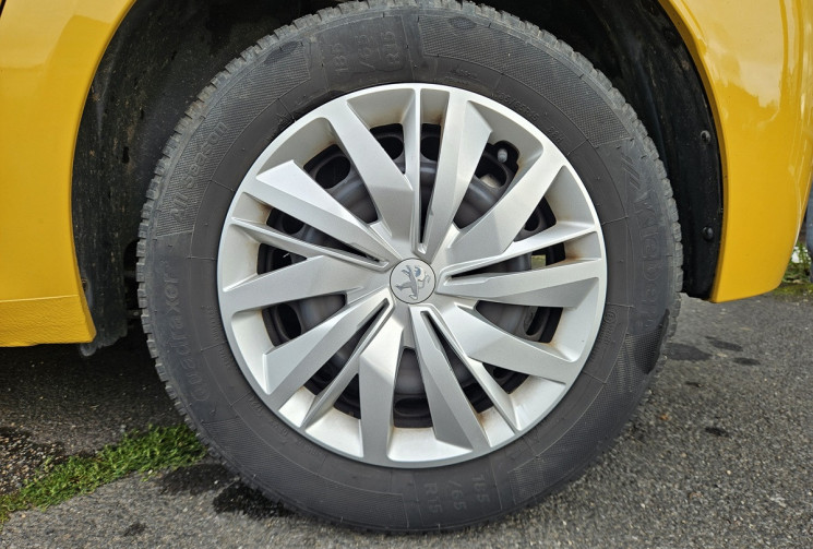 Peugeot 208 II 1.5 BLUEHDI 100 LIKE 1°M