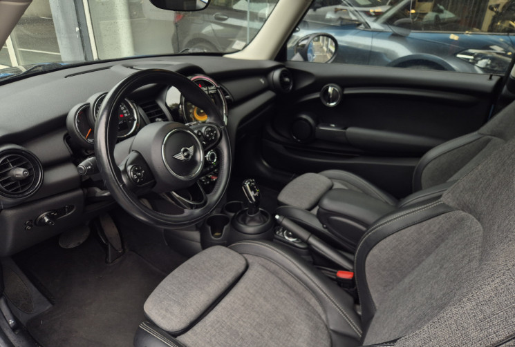 Mini Mini  One 102ch Blackfriars
