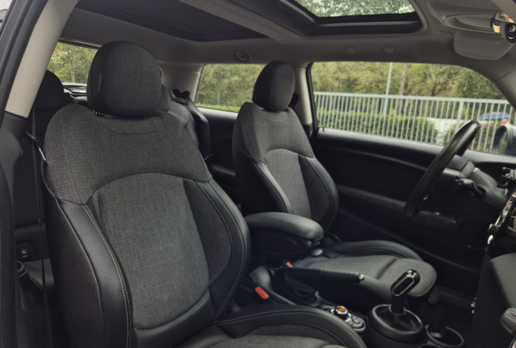 Mini Mini  One 102ch Blackfriars