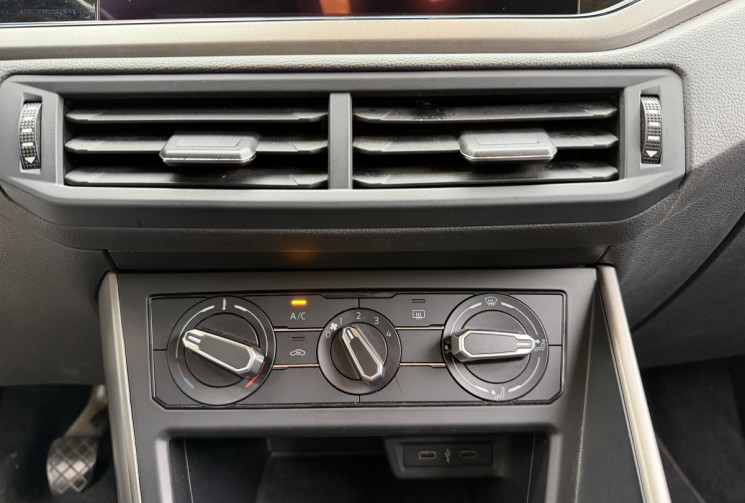Volkswagen Polo 1.0 TSI 95 Lounge BVM5 / Suivi Complet / Radars AV AR / 2ème Main