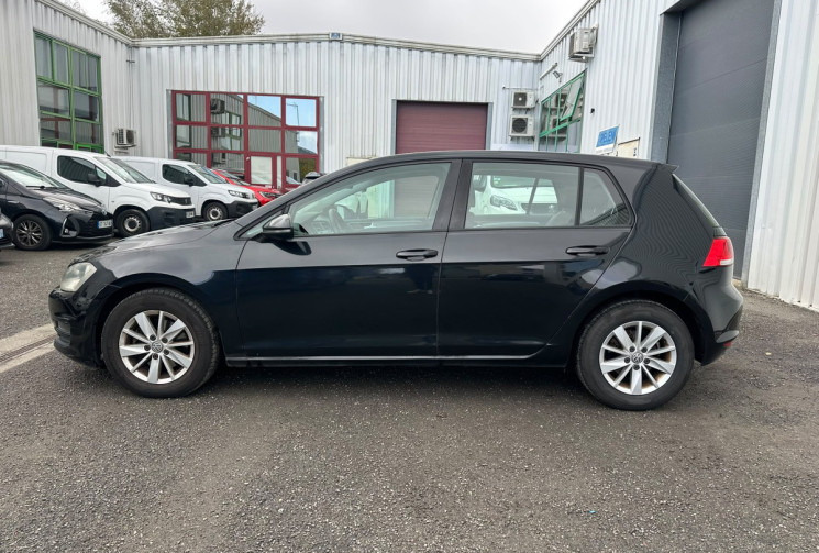 Volkswagen Golf  VII 5 Portes 1.6 TDI 16V Blue Motion S&S 105 CV * CLIM * 1ER MAIN * CARNET COMPLET 