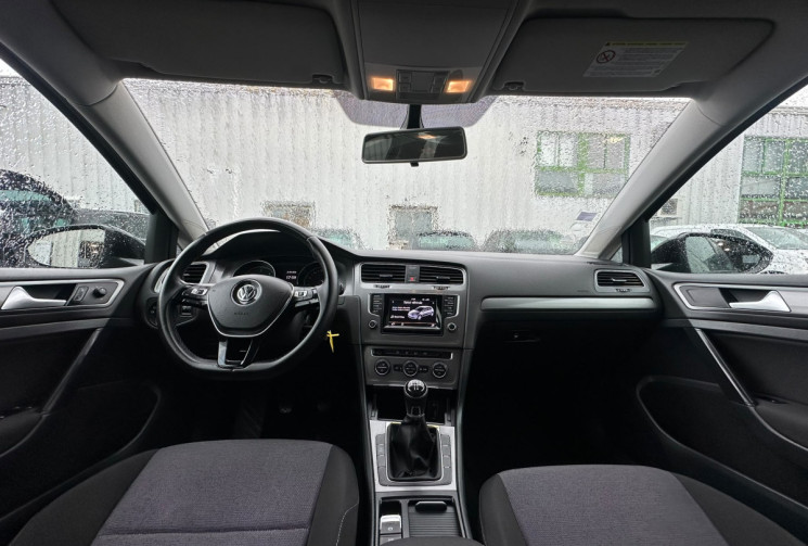 Volkswagen Golf  VII 5 Portes 1.6 TDI 16V Blue Motion S&S 105 CV * CLIM * 1ER MAIN * CARNET COMPLET 