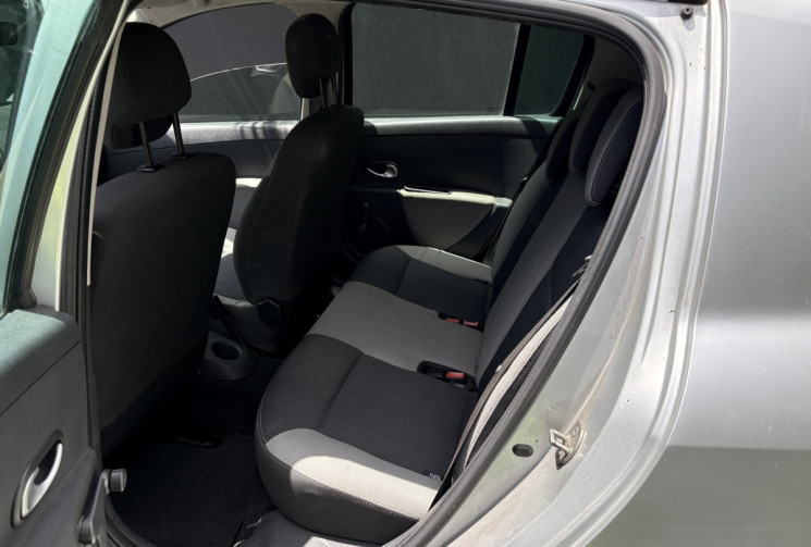 Renault Clio  1.5 DCI 75CV