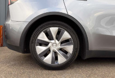 Tesla Model Y PROPULSION STANDARD RANGE 60kWh 300cv SOH 96% ATTELAGE GRIS STEALTH